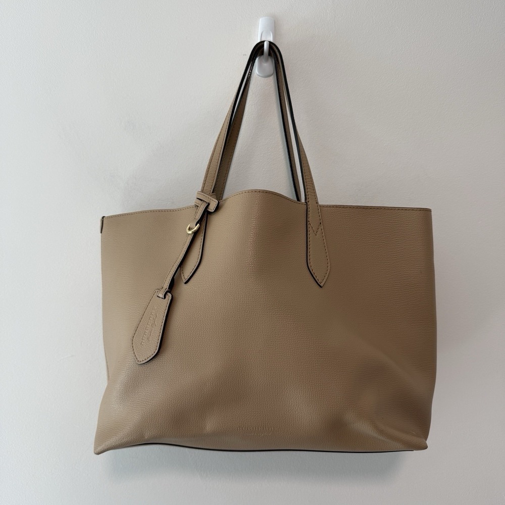 Burberry Haymarket Reversible Tote Bag Nova Check and Neutral Tan Leather - Picture 9 of 16